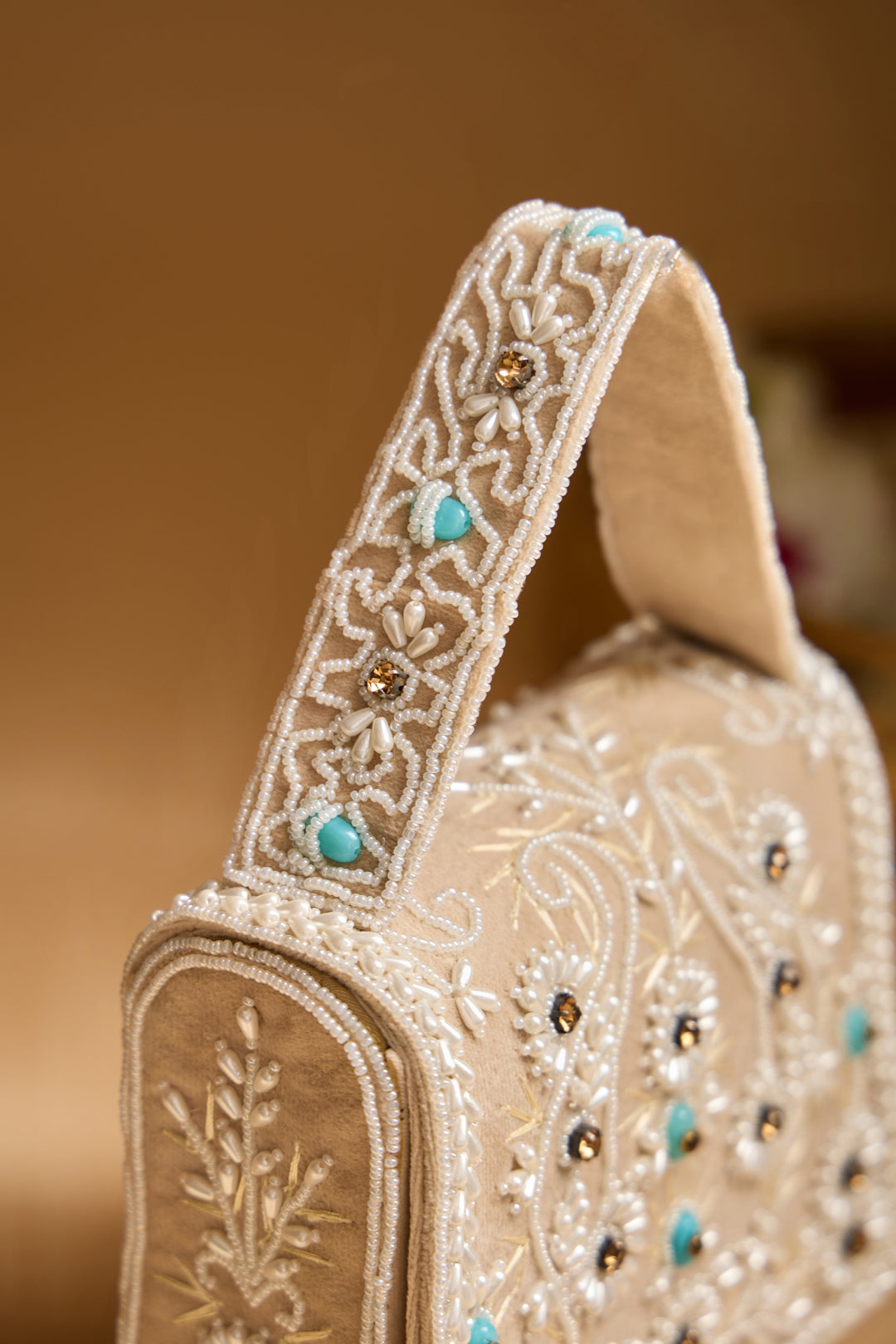 Siyara Box Clutch
