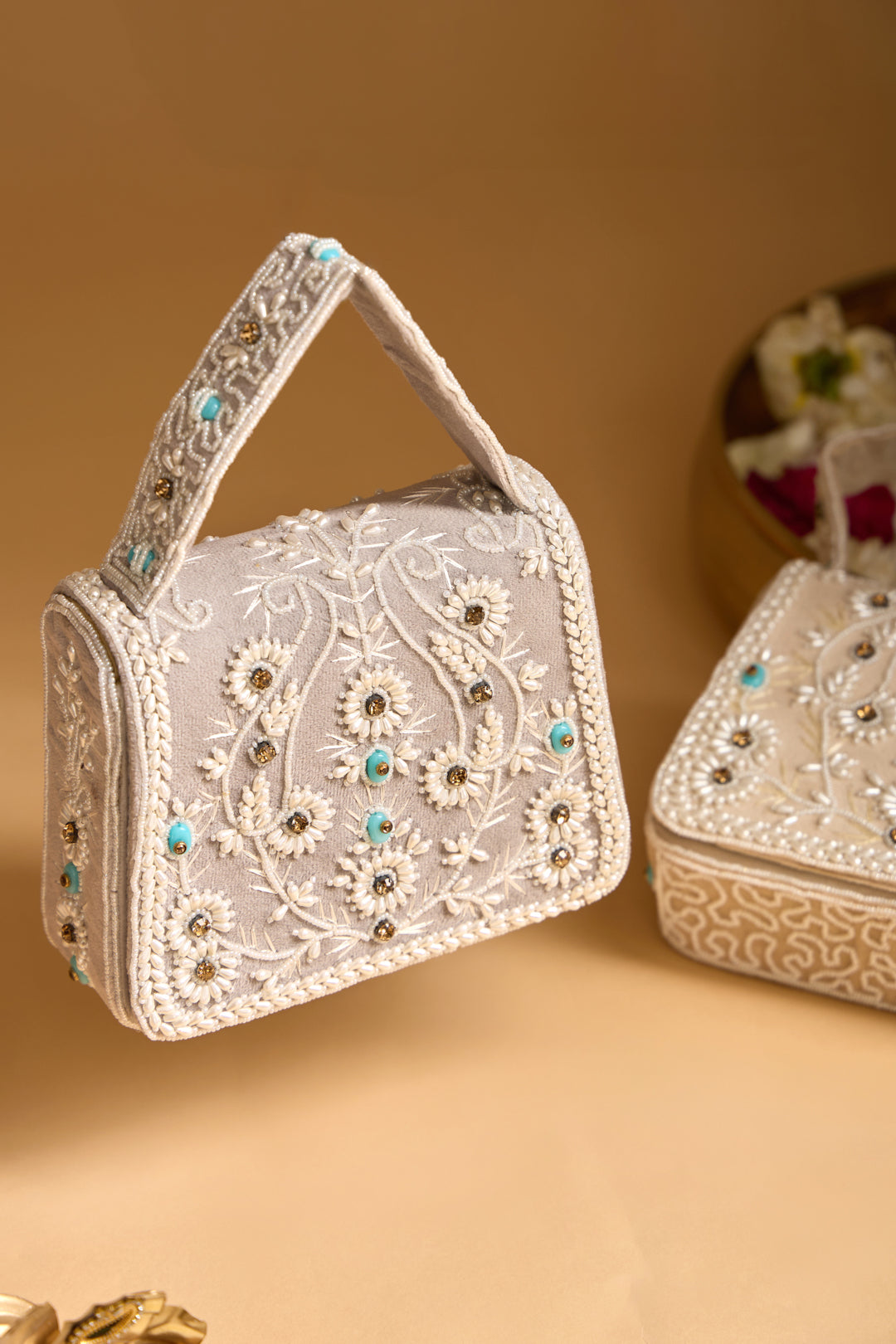 Siyara Box Clutch