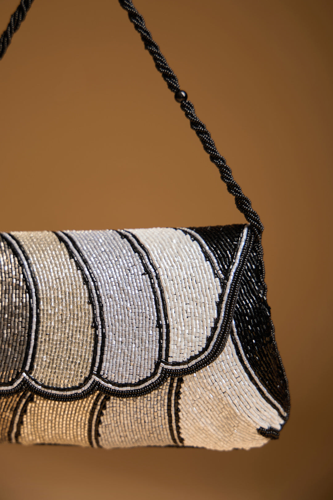 Lia Clutch (With Short & Long Sling)