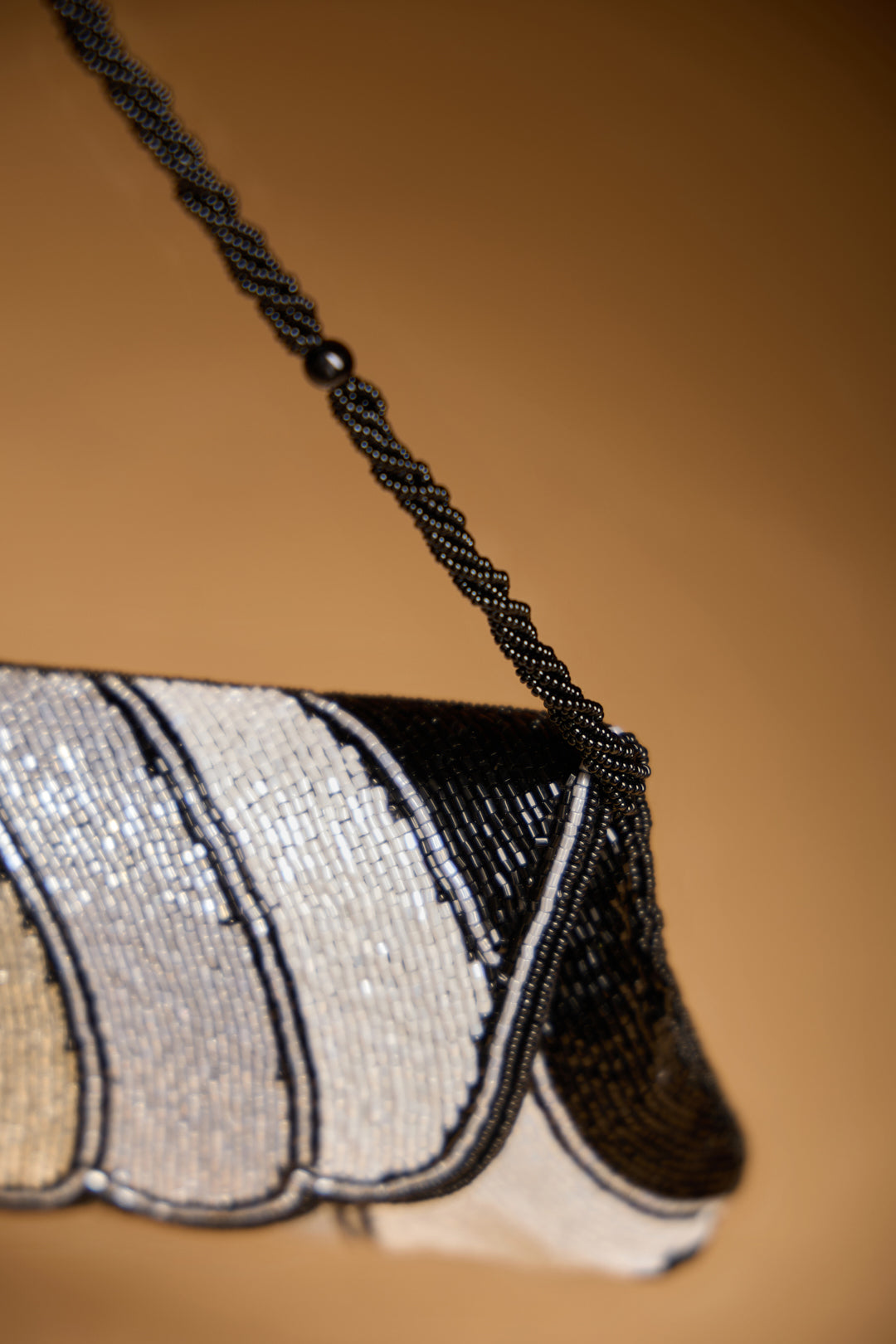 Lia Clutch (With Short & Long Sling)