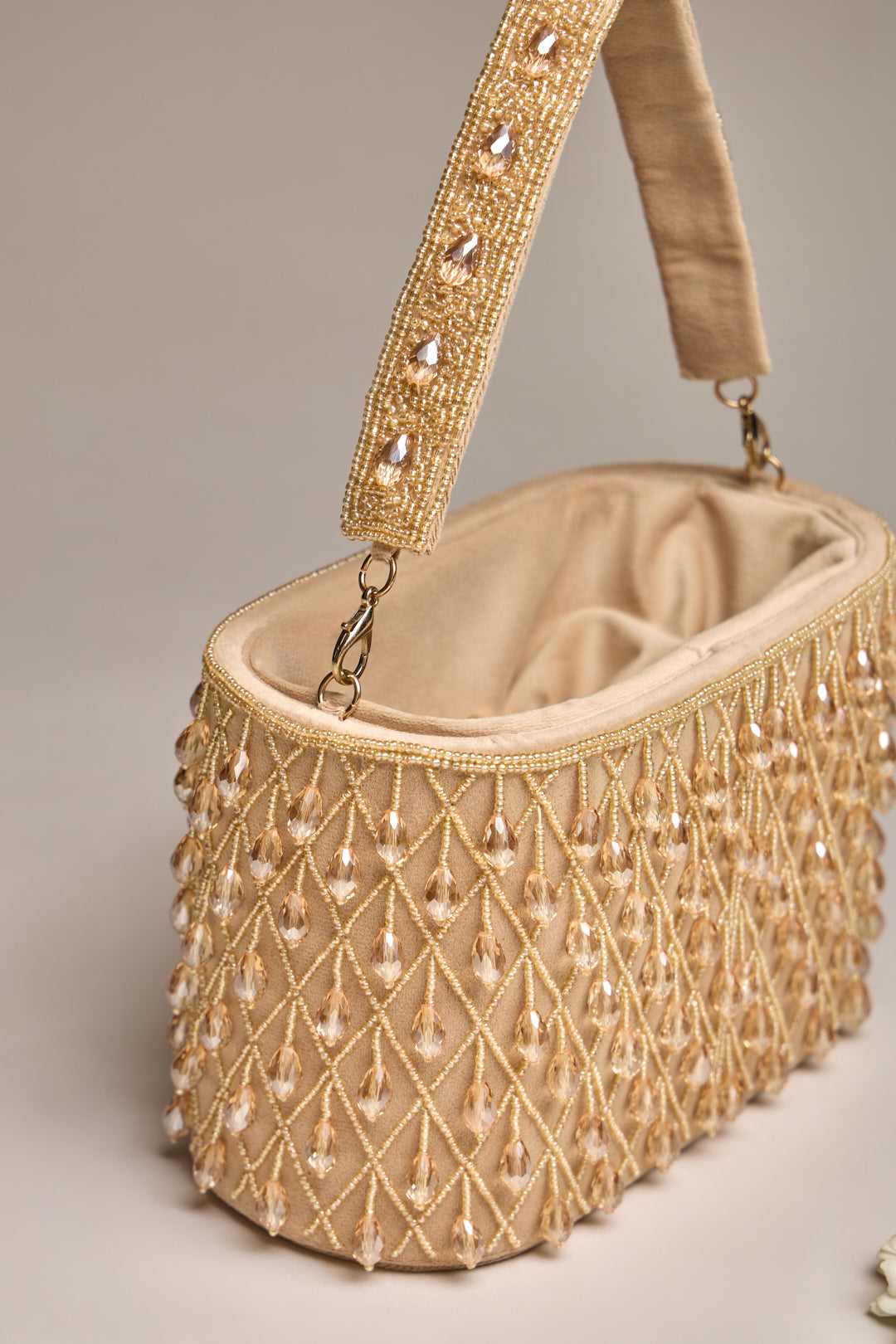 Amira Box Clutch
