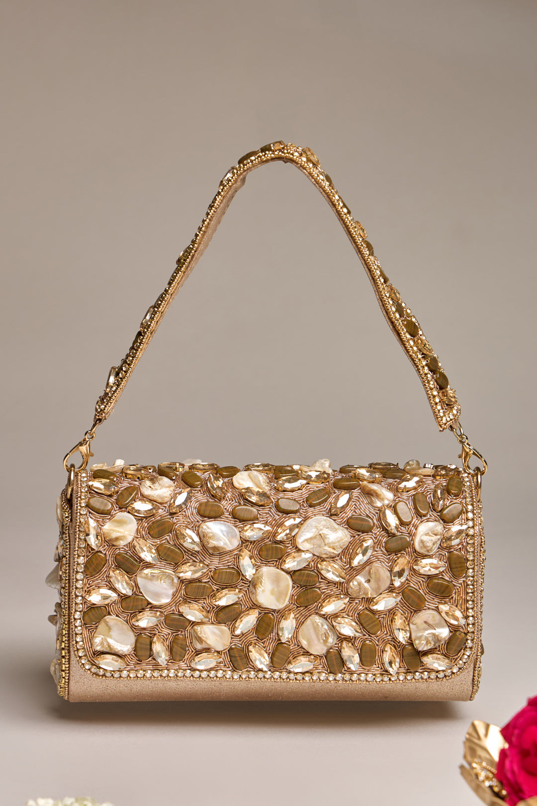 Raysaa Clutch