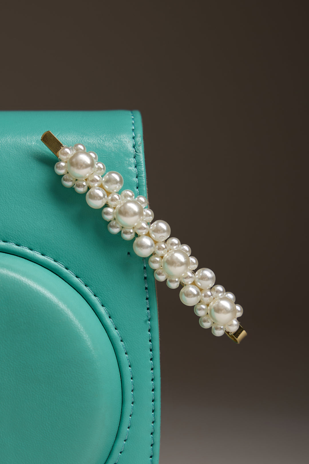 Pearl Clip