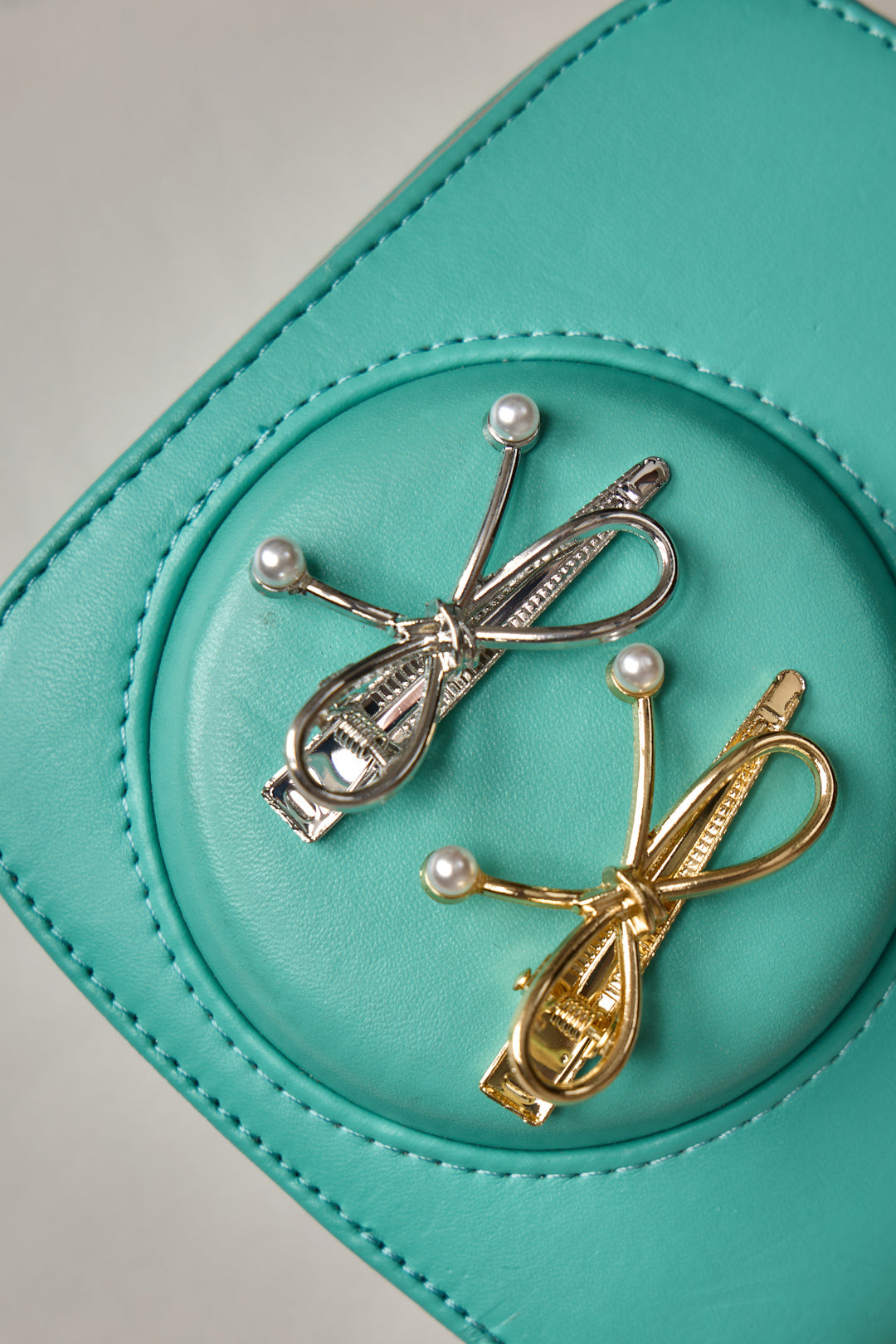 Bow Clip