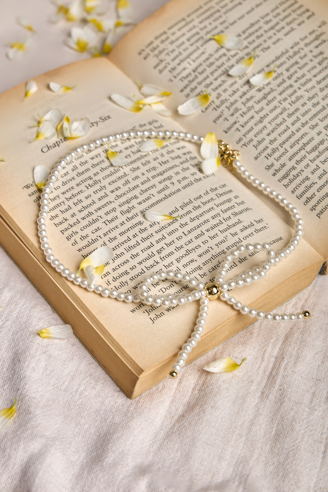 Pearl Bow Necklace