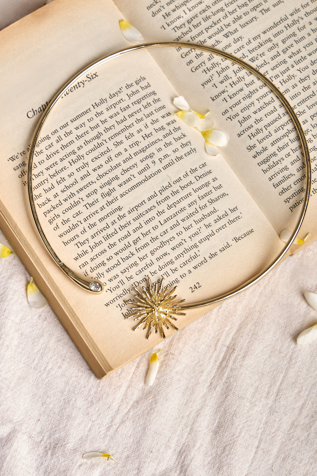 Gold Flower Choker