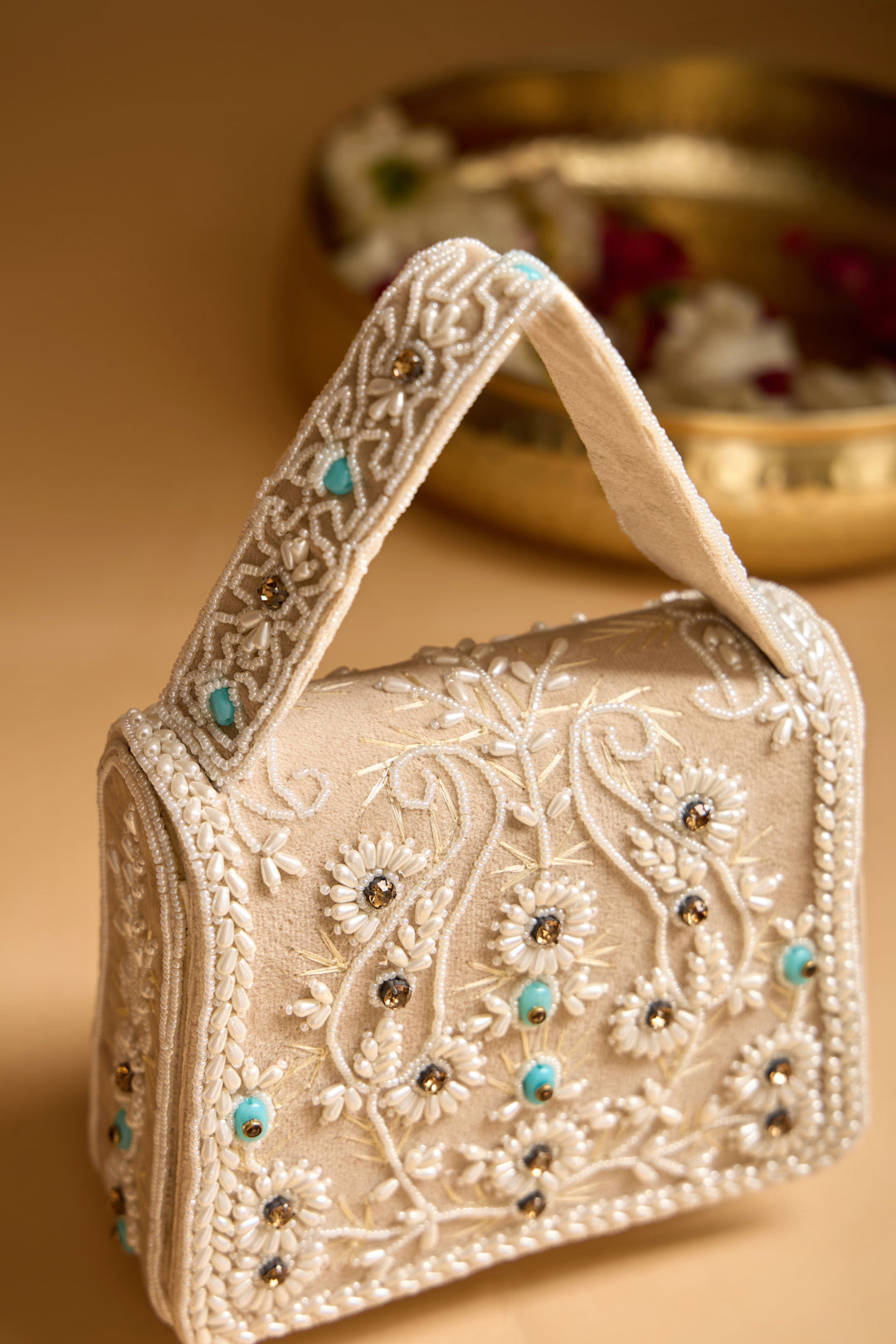 Siyara Box Clutch